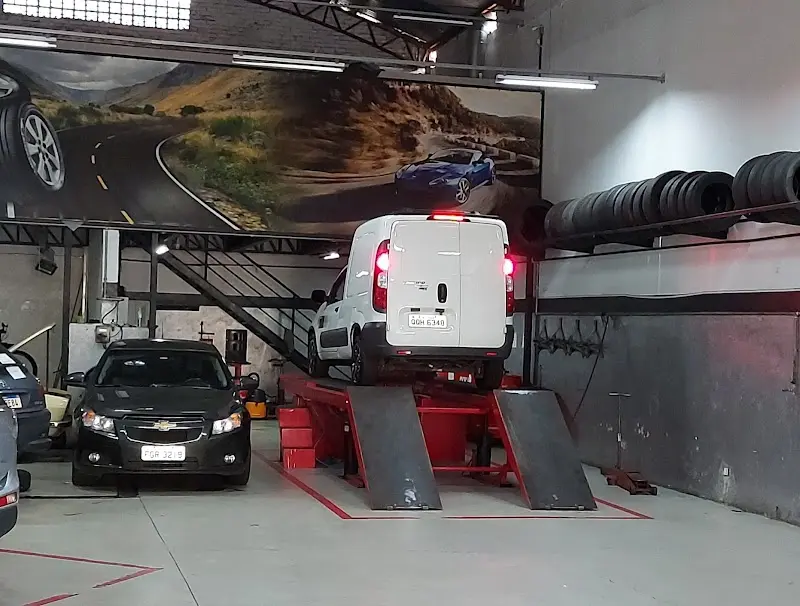 Estrutura interna da Carros Auto Center